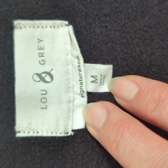 Lou & Grey Signaturesoft Lightweight Dolman Sleeve Sweater, Color Black Size M - Picture 8 of 15